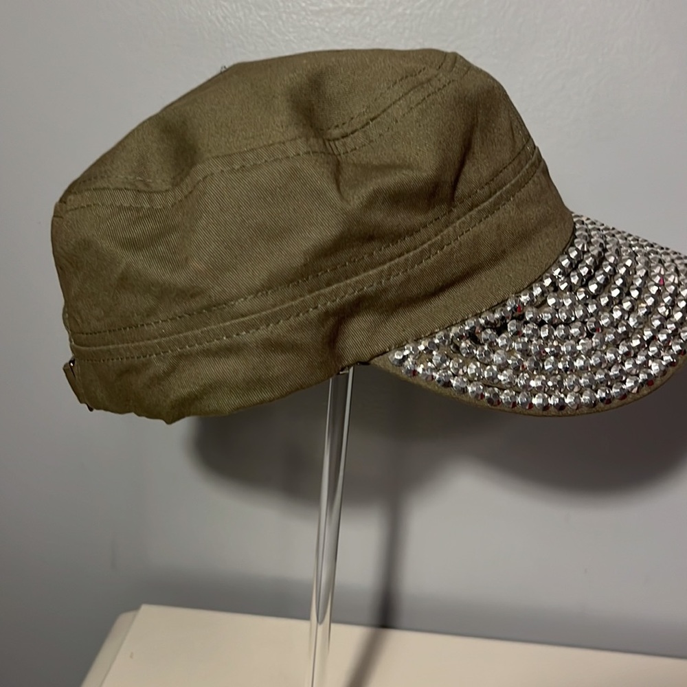 🤑SALE 3 for $20!🤑 Bling-brim cadet style hat olive green, one size fits most - Picture 7 of 8